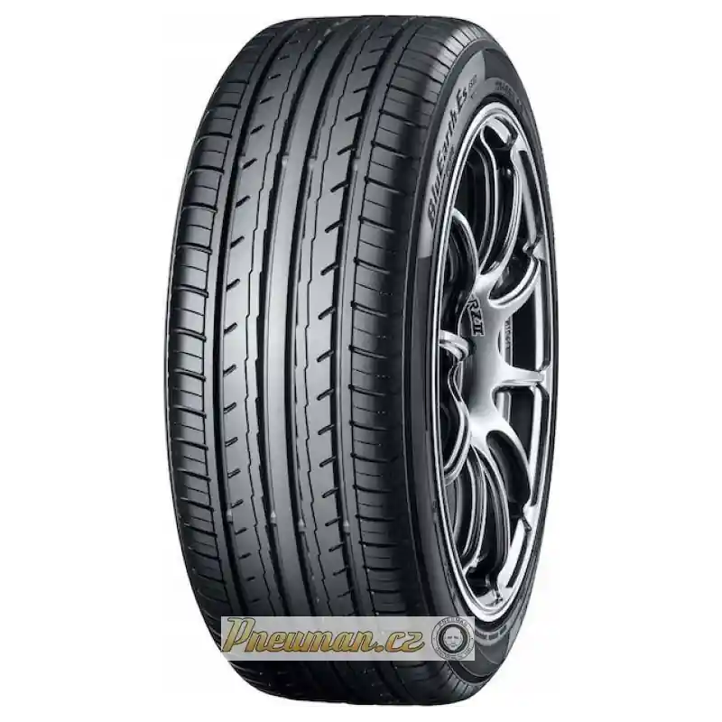 Cenově Výhodný 215/60 R16 95H BLUEARTH ES32 YOKOHAMA