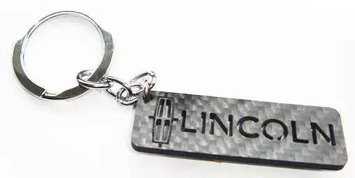 Karbonová klíčenka Lincoln Nejprodávanější