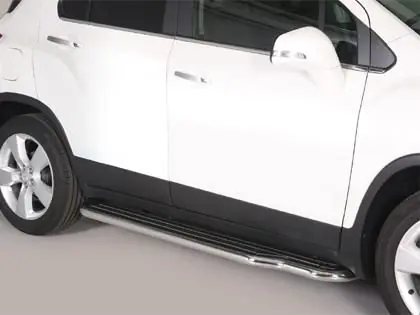 Boční nerezové nášlapy CHEVROLET Trax 13- Finální Výprodej