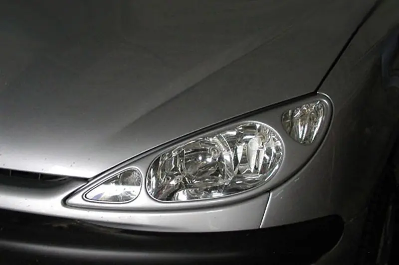 Kryty světlometů Peugeot 206 Nakupujte Hned