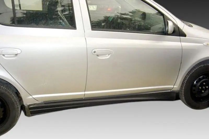 Kryty prahů Toyota Yaris Mk1 (1999-2005) Víkendová Akce